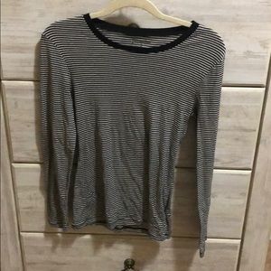 Black and white long sleeve shirt